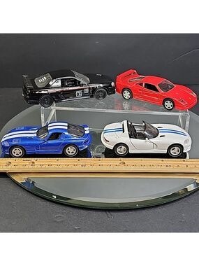 Skyline GT-R, Ferrari F40 And Two Dodge Vipers RT/10 And GTS Diecast Cars CN